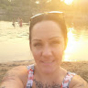 Meet your Posher, Desiree